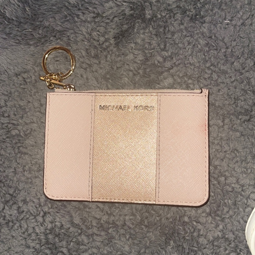 Micheal kors wristlet